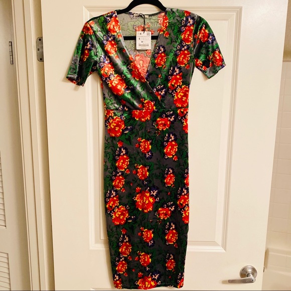 Zara Floral Short Sleeve Velvet Midi Bodycon Dress - Picture 7 of 8
